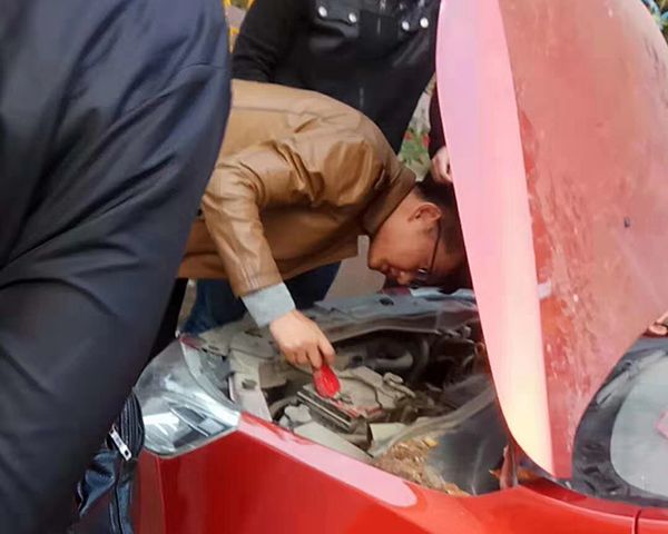 咸宁学配汽车遥控钥匙